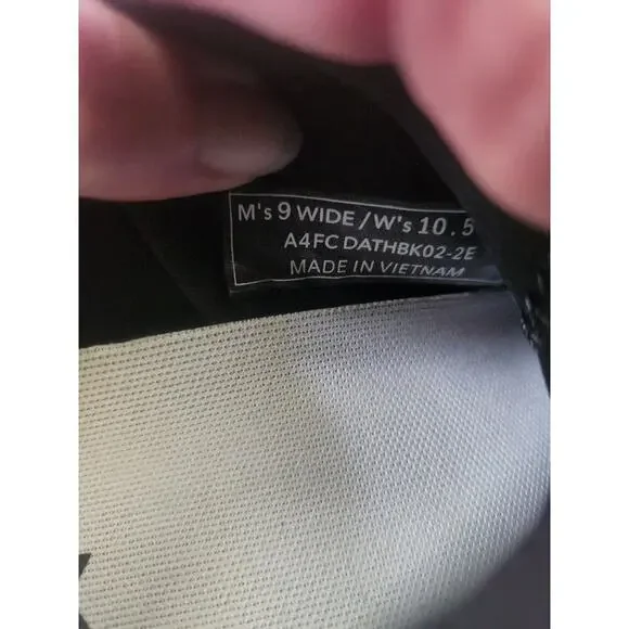 Kizik Unisex Athens Athletic Shoes - Blackout M/ 9 W- W 10.5 hands free mobility - Picture 7 of 7